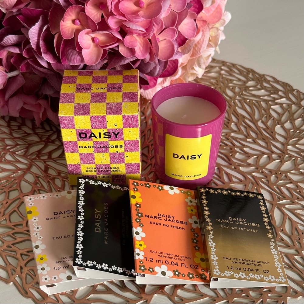 NWT Marc Jacobs Daisy Candle Bundle